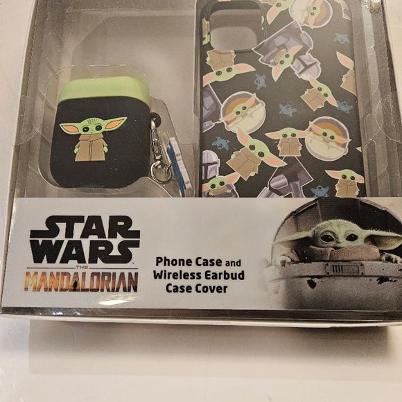 STAR WARS Mandalorian wireless earbud and phone case - Picture 1 of 4